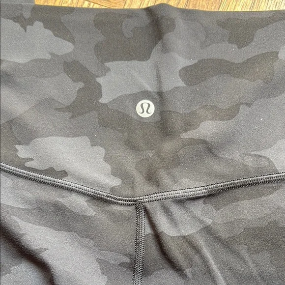 Lululemon | Black Camouflage Align Leggings Size 12. - Picture 4 of 4